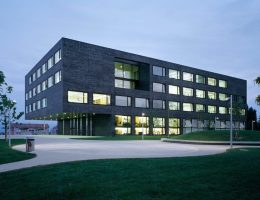 cover-secondary-school-les-tuillieres-reinforced-concrete-structure-0-1536x1036