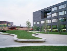 secondary-school-les-tuillieres-reinforced-concrete-structure-2